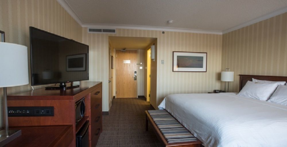 The Explorer Hotel Yellowknife Ngoại thất bức ảnh