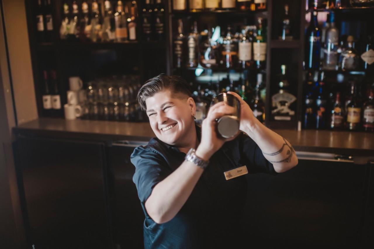 The Explorer Hotel Yellowknife Ngoại thất bức ảnh