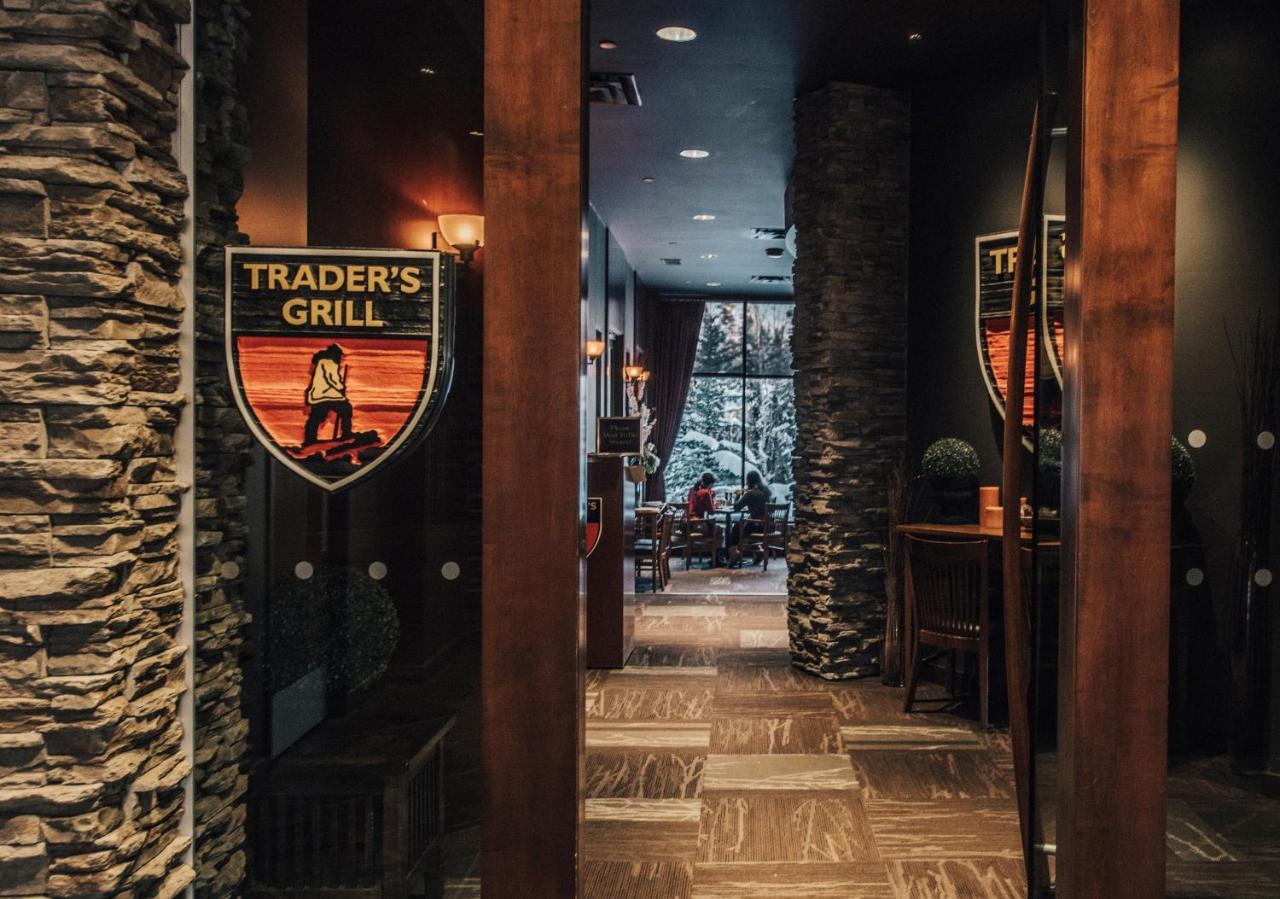 The Explorer Hotel Yellowknife Ngoại thất bức ảnh