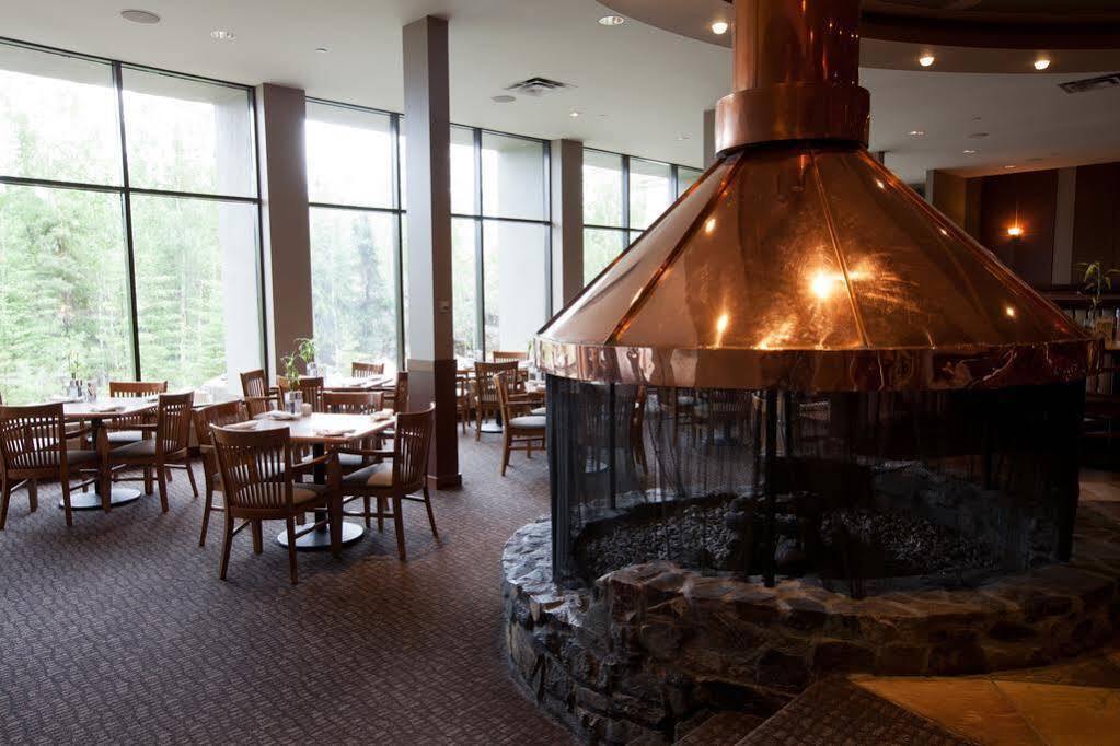 The Explorer Hotel Yellowknife Ngoại thất bức ảnh
